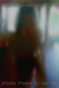 Atlata freaks nude in clubs on maui KS sex ads.